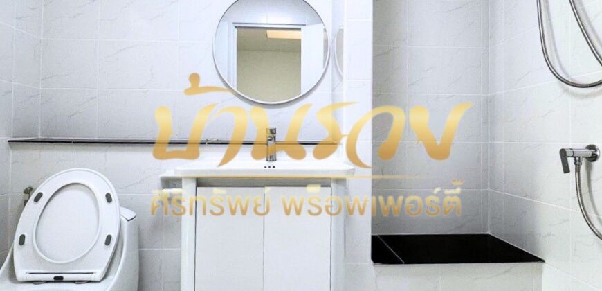 ทาวน์เฮ้าส์ 2 ชั้น หมู่บ้านพาร์คแกลเลอรี่ ซ.ศรีด่าน 22 ถนนศรีนครินทร์ รีโนเวทพร้อมอยู่ ใกล้รถไฟฟ้าสายสีเหลือง