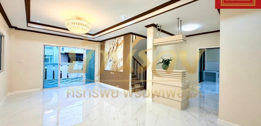 บ้านเดี่ยว 2 ชั้น หมู่บ้าน ลลิล ศรีนครินทร์-เทพารักษ์ (Baan Lalin In the park Srinakarin – Teparak) #ทำเลใกล้สวนสาธารณะ ซอยมังกร บ้านรีโนเวทใหม่ทั้งหลัง ใกล้ทางด่วนกาญจนาฯ พร้อมเข้าอยู่