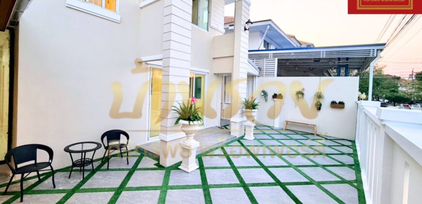 บ้านเดี่ยว 2 ชั้น หมู่บ้าน ลลิล ศรีนครินทร์-เทพารักษ์ (Baan Lalin In the park Srinakarin – Teparak) #ทำเลใกล้สวนสาธารณะ ซอยมังกร บ้านรีโนเวทใหม่ทั้งหลัง ใกล้ทางด่วนกาญจนาฯ พร้อมเข้าอยู่