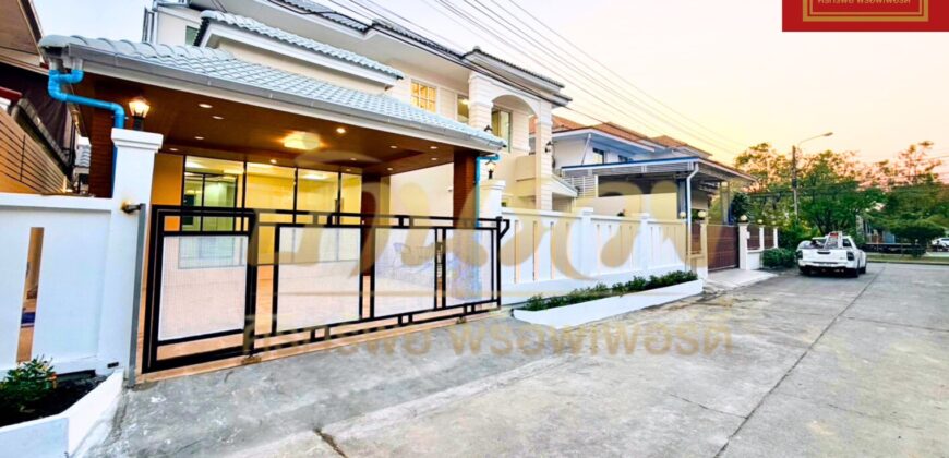 บ้านเดี่ยว 2 ชั้น หมู่บ้าน ลลิล ศรีนครินทร์-เทพารักษ์ (Baan Lalin In the park Srinakarin – Teparak) #ทำเลใกล้สวนสาธารณะ ซอยมังกร บ้านรีโนเวทใหม่ทั้งหลัง ใกล้ทางด่วนกาญจนาฯ พร้อมเข้าอยู่