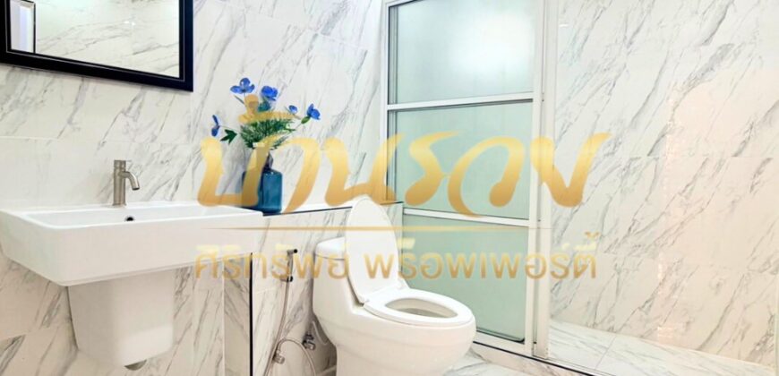 บ้านเดี่ยว 2 ชั้น หมู่บ้าน ลลิล ศรีนครินทร์-เทพารักษ์ (Baan Lalin In the park Srinakarin – Teparak) #ทำเลใกล้สวนสาธารณะ ซอยมังกร บ้านรีโนเวทใหม่ทั้งหลัง ใกล้ทางด่วนกาญจนาฯ พร้อมเข้าอยู่