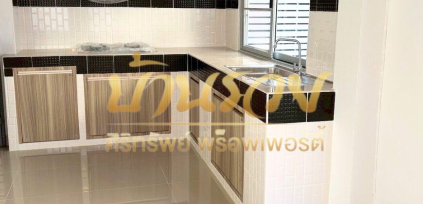 บ้านแฝด 2 ชั้น หมู่บ้านกราฟฟิคเพลส ถนนเทพารักษ์ กม.22 ใกล้โลตัสเทพารักษ์ พร้อมเข้าอยู่