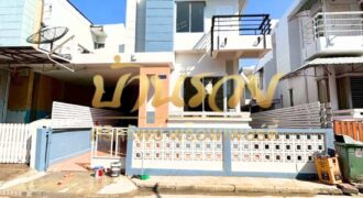 บ้านแฝด 2 ชั้น หมู่บ้านกราฟฟิคเพลส ถนนเทพารักษ์ กม.22 ใกล้โลตัสเทพารักษ์ พร้อมเข้าอยู่