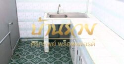 ทาวน์เฮ้าส์ 2 ชั้น หมู่บ้านเทพารักษ์ กม.25 (ซอยคิงคอง) ใกล้นิคมเมืองใหม่บางพลี พร้อมเข้าอยู่