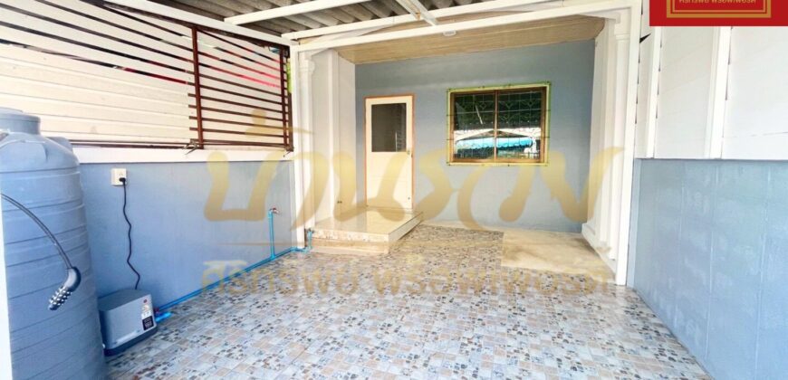 ทาวน์เฮ้าส์ 2 ชั้น หมู่บ้านเทพารักษ์ กม.25 (ซอยคิงคอง) ใกล้นิคมเมืองใหม่บางพลี พร้อมเข้าอยู่