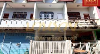 ทาวน์เฮ้าส์ 2 ชั้น หมู่บ้านทรัพย์บัวหลวง ใกล้ถนนสุขุมวิท-บางปู บ้านรีโนเวทใหม่ทั้งหลัง พร้อมเข้าอยู่