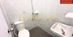 ทาวน์เฮ้าส์ 2 ชั้น หมู่บ้านทรัพย์บัวหลวง ใกล้ถนนสุขุมวิท-บางปู บ้านรีโนเวทใหม่ทั้งหลัง พร้อมเข้าอยู่