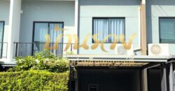 #ให้เช่าบ้าน ทาวน์เฮ้าส์ 2 ชั้น หมู่บ้านอารียา บางนา ใกล้เมกา บางนา และทางด่วนบูรพาวิถี