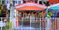 ทาวน์เฮ้าส์ 2 ชั้น #ถนนเมน หมู่บ้านชุติมา ซอยมังกร-แพรกษา ใกล้จุดขึ้น-ลงทางด่วนกาญจนาฯ ขายตามสภาพ