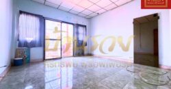 ทาวน์เฮ้าส์ 2 ชั้น #ถนนเมน หมู่บ้านชุติมา ซอยมังกร-แพรกษา ใกล้จุดขึ้น-ลงทางด่วนกาญจนาฯ ขายตามสภาพ