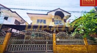 บ้านเดี่ยว 2 ชั้น หมู่บ้าน #ถนนเมน หมู่บ้าน เฟื่องฟ้า 10 ซอยมังกร-แพรกษา ใกล้จุดขึ้น-ลงทางด่วนกาญจนาฯ พร้อมเข้าอยู่