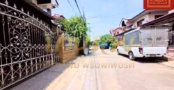 บ้านเดี่ยว 2 ชั้น หมู่บ้าน #ถนนเมน หมู่บ้าน เฟื่องฟ้า 10 ซอยมังกร-แพรกษา ใกล้จุดขึ้น-ลงทางด่วนกาญจนาฯ พร้อมเข้าอยู่