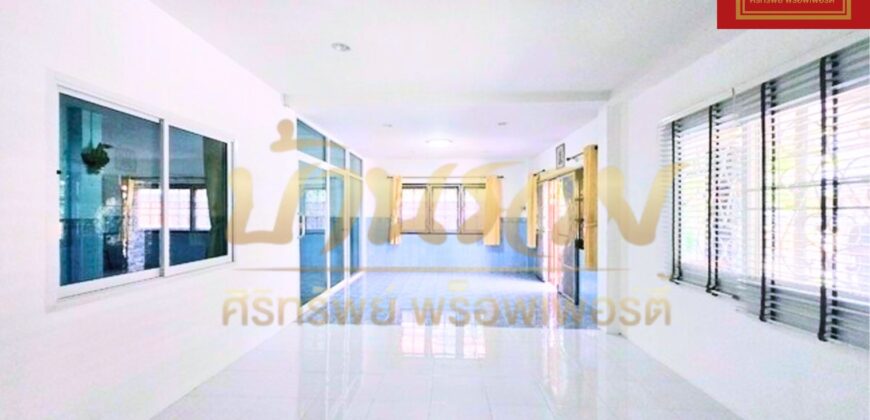 บ้านเดี่ยว 2 ชั้น หมู่บ้าน #ถนนเมน หมู่บ้าน เฟื่องฟ้า 10 ซอยมังกร-แพรกษา ใกล้จุดขึ้น-ลงทางด่วนกาญจนาฯ พร้อมเข้าอยู่