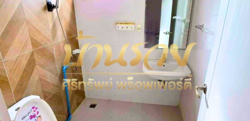 ทาวน์เฮ้าส์ 2 ชั้น #หลังมุม หมู่บ้านพฤกษา 136 แพรกษา–สุขุมวิท ทำเลดี ใกล้จุดขึ้น-ลงทางด่วนกาญจนา พร้อมเข้าอยู่