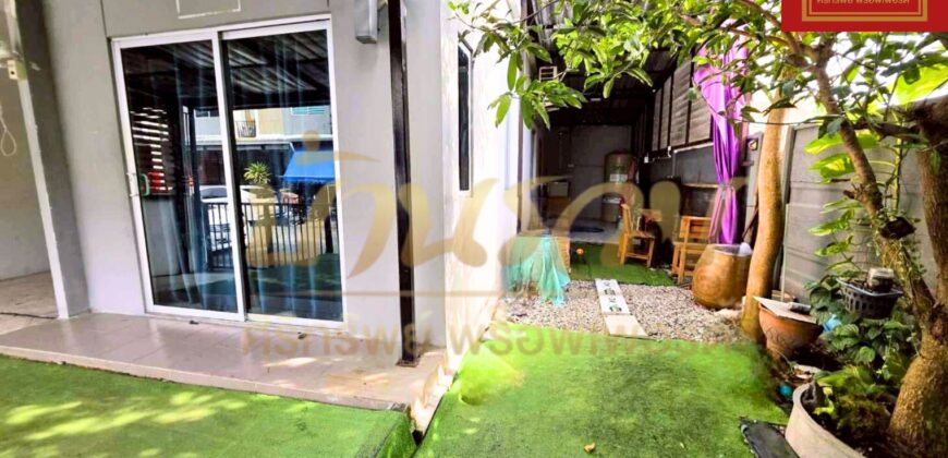 ทาวน์เฮ้าส์ 2 ชั้น #หลังมุม หมู่บ้านพฤกษา 136 แพรกษา–สุขุมวิท ทำเลดี ใกล้จุดขึ้น-ลงทางด่วนกาญจนา พร้อมเข้าอยู่