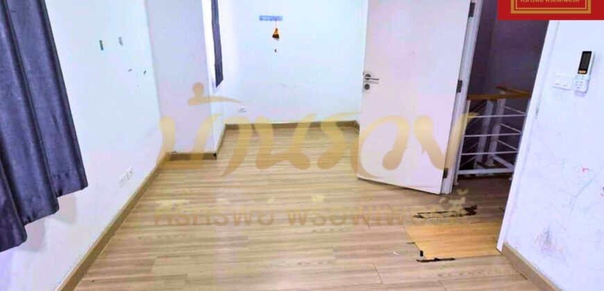 ทาวน์เฮ้าส์ 2 ชั้น #หลังมุม หมู่บ้านพฤกษา 136 แพรกษา–สุขุมวิท ทำเลดี ใกล้จุดขึ้น-ลงทางด่วนกาญจนา พร้อมเข้าอยู่