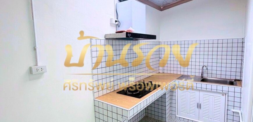 ทาวน์เฮ้าส์ 2 ชั้น #หลังริม หมู่บ้าน จิระภา 2 แพรกษาใหม่ ใกล้นิคมอุตสาหกรรมบางปู รีโนเวทใหม่ทั้งหลัง พร้อมเข้าอยู่อาศัย