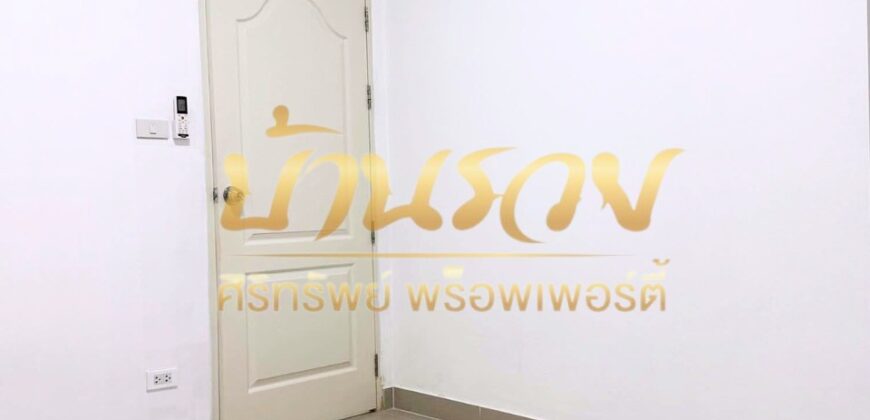 ทาวน์เฮ้าส์ 1 ชั้น หมู่บ้าน เพชรลดา 2 แพรกษา-เทพารักษ์ ใกล้นิคมอุตสาหกรรมบางปู บ้านรีโนเวทใหม่ พร้อมเข้าอยู่