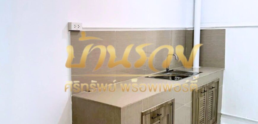 ทาวน์เฮ้าส์ 1 ชั้น หมู่บ้าน เพชรลดา 2 แพรกษา-เทพารักษ์ ใกล้นิคมอุตสาหกรรมบางปู บ้านรีโนเวทใหม่ พร้อมเข้าอยู่