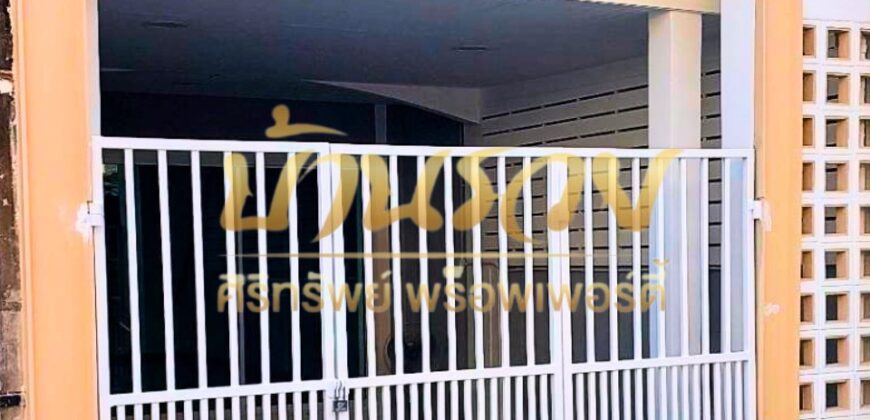 ทาวน์เฮ้าส์ 2 ชั้น หมู่บ้าน ทวีทอง 1 ถนนเทพารักษ์-ศรีนครินทร์ ใกล้รถไฟฟ้า BTS สถานีทิพวัล บ้านรีโนเวทใหม่ทั้งหลัง