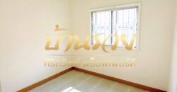 ทาวน์เฮ้าส์ 2 ชั้น หมู่บ้านนิรันดร์วิลล์ 10 ซอยวัดศรีวารีน้อย บางนา กม.18 ใกล้มหาลัยหัวเฉียว บ้านรีโนเวทเปลี่ยนวัสดุใหม่ พร้อมเข้าอยู่