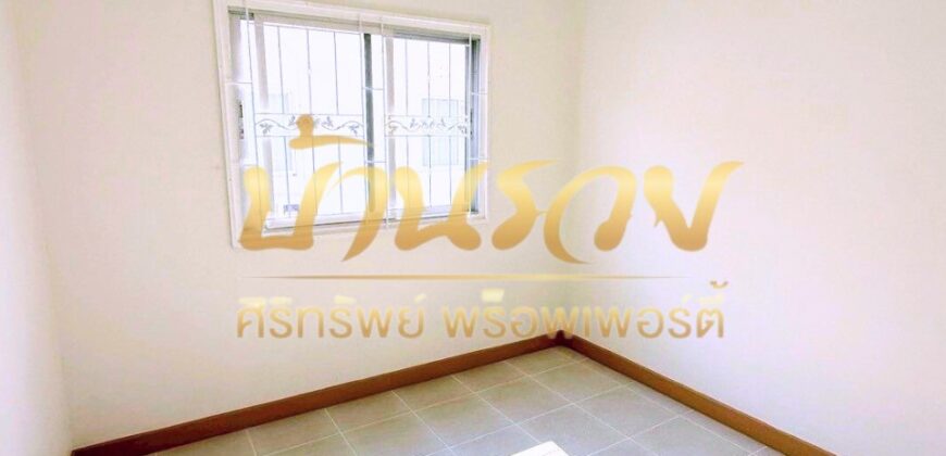 ทาวน์เฮ้าส์ 2 ชั้น หมู่บ้านนิรันดร์วิลล์ 10 ซอยวัดศรีวารีน้อย บางนา กม.18 ใกล้มหาลัยหัวเฉียว บ้านรีโนเวทเปลี่ยนวัสดุใหม่ พร้อมเข้าอยู่