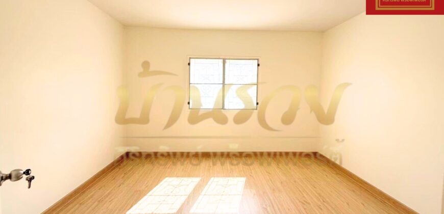 ทาวน์เฮ้าส์ 2 ชั้น หมู่บ้าน พฤกษา 28/1 นิคมบางปู ถนนแพรกษา บ้านรีโนเวทเปลี่ยนวัสดุใหม่ พร้อมเข้าอยู่