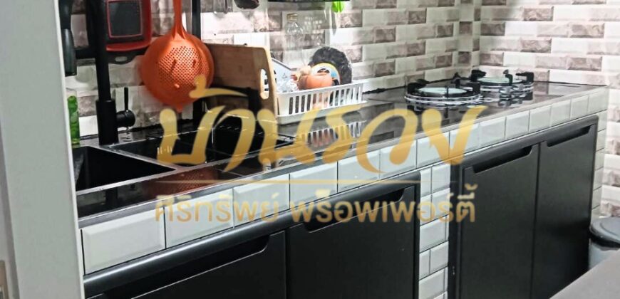 ทาวน์เฮ้าส์ 1 ชั้น หมู่บ้านบางปูวิลล่า ซอยโนรี ใกล้สถานีรถไฟฟ้าสายสีเขียว ของแถมเพียบ พร้อมเข้าอยู่