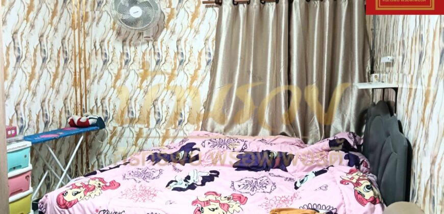 ทาวน์เฮ้าส์ 1 ชั้น หมู่บ้านบางปูวิลล่า ซอยโนรี ใกล้สถานีรถไฟฟ้าสายสีเขียว ของแถมเพียบ พร้อมเข้าอยู่