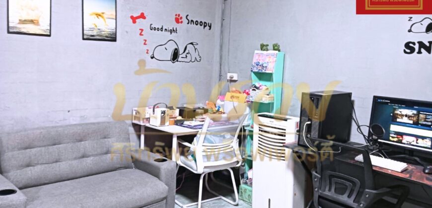 ทาวน์เฮ้าส์ 1 ชั้น หมู่บ้านบางปูวิลล่า ซอยโนรี ใกล้สถานีรถไฟฟ้าสายสีเขียว ของแถมเพียบ พร้อมเข้าอยู่