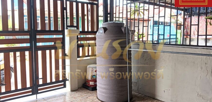 ทาวน์เฮ้าส์ 1 ชั้น หมู่บ้านบางปูวิลล่า ซอยโนรี ใกล้สถานีรถไฟฟ้าสายสีเขียว ของแถมเพียบ พร้อมเข้าอยู่