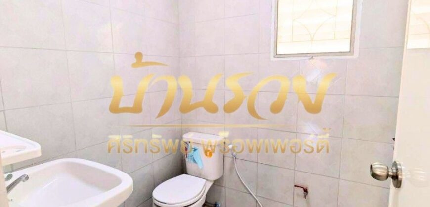 ทาวน์เฮ้าส์ 2 ชั้น หมู่บ้านพฤกษา 15 ถนนบางพลี – ตำหรุ ใกล้นิคมอุตสาหกรรมบางปู บ้านรีโนเวทใหม่