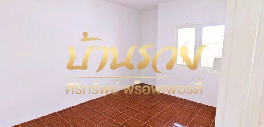 ทาวน์เฮ้าส์ 2 ชั้น หมู่บ้านพฤกษา 15 ถนนบางพลี – ตำหรุ ใกล้นิคมอุตสาหกรรมบางปู บ้านรีโนเวทใหม่