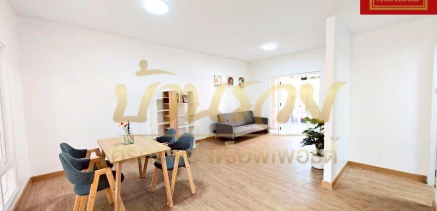 ทาวน์เฮ้าส์ 2 ชั้น หมู่บ้านพฤกษา 15 ถนนบางพลี – ตำหรุ ใกล้นิคมอุตสาหกรรมบางปู บ้านรีโนเวทใหม่