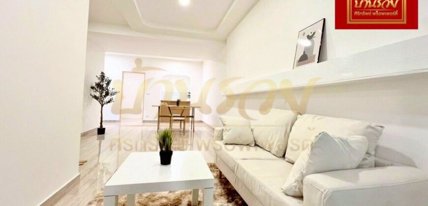 ทาวน์เฮ้าส์ 2 ชั้น หมู่บ้าน พฤกษา 47/2 ใกล้ทางด่วนกาญจนา บางนา-พระราม 2 บ้านรีโนเวทใหม่ พร้อมเข้าอยู่