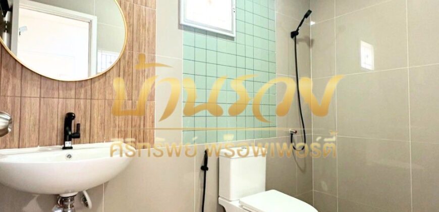 ทาวน์เฮ้าส์ 2 ชั้น หมู่บ้าน พฤกษา 62 หนามแดง – บางพลี-เทพารักษ์ ใกล้แหล่งอำนวยความสะดวก บ้านรีโนเวทใหม่พร้อมเข้าอยู่