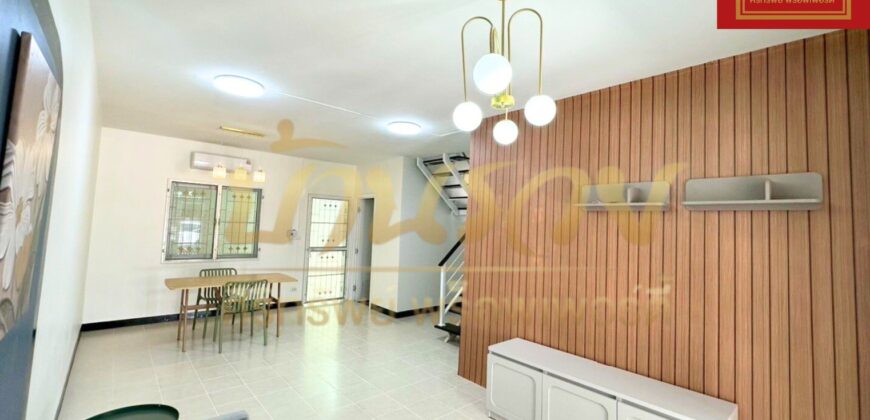 ทาวน์เฮ้าส์ 2 ชั้น หมู่บ้าน พฤกษา 62 หนามแดง – บางพลี-เทพารักษ์ ใกล้แหล่งอำนวยความสะดวก บ้านรีโนเวทใหม่พร้อมเข้าอยู่