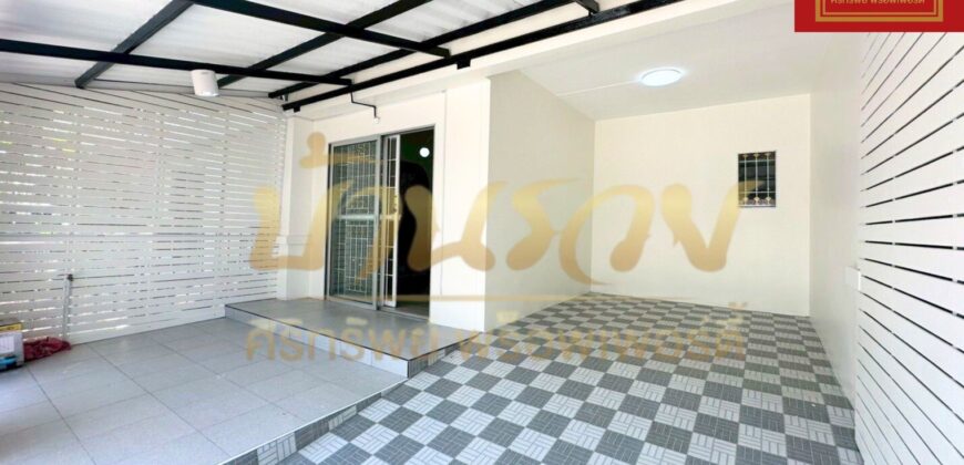 ทาวน์เฮ้าส์ 2 ชั้น หมู่บ้าน พฤกษา 62 หนามแดง – บางพลี-เทพารักษ์ ใกล้แหล่งอำนวยความสะดวก บ้านรีโนเวทใหม่พร้อมเข้าอยู่