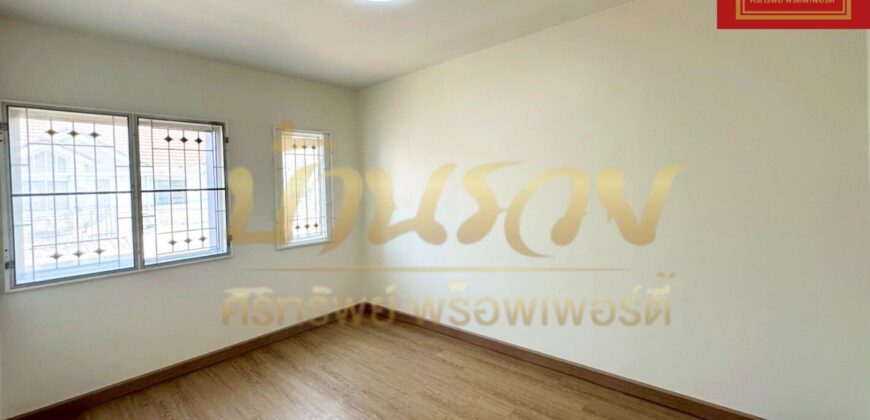 ทาวน์เฮ้าส์ 2 ชั้น หมู่บ้าน พฤกษา 62 หนามแดง – บางพลี-เทพารักษ์ ใกล้แหล่งอำนวยความสะดวก บ้านรีโนเวทใหม่พร้อมเข้าอยู่