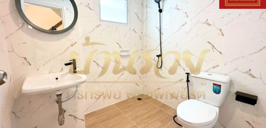 ทาวน์เฮ้าส์ 2 ชั้น หมู่บ้าน สุธาวี คลัสเตอร์ ใกล้สี่แยกบางพลี ถนนตำหรุ-คลองขุด บ้านรีโนเวทใหม่