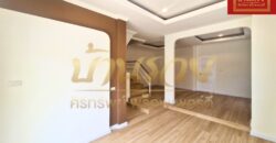 ทาวน์เฮ้าส์ 2 ชั้น #หลังมุม หมู่บ้าน ลัลลี่วิลล์ 1 ซอยมังกร – เทพารักษ์ บ้านรีโนเวทใหม่ทั้งหลัง ใกล้ทางด่วนกาญจนาภิเษก พร้อมเข้าอยู่