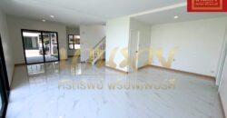 บ้านเดี่ยว 2 ชั้น หมู่บ้านอารียา โคโม่ บางนา Areeya Como Bangna – Wongwaen ใกล้เมกา บางนา ,ทางด่วนบูรพาวิถี และ สนามบินสุวรรณภูมิ