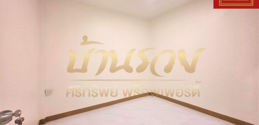 ทาวน์เฮ้าส์ 1 ชั้น #ต้นโครงการ หมู่บ้านเพชรงาม ซอยเทศบาลบางปู 60 (ซอยวัดอโศการาม) บ้านรีโนเวทเปลี่ยนวัสดุใหม่ ใกล้รถไฟฟ้า BTS สถานีเคหะ