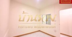 ทาวน์เฮ้าส์ 1 ชั้น #ต้นโครงการ หมู่บ้านเพชรงาม ซอยเทศบาลบางปู 60 (ซอยวัดอโศการาม) บ้านรีโนเวทเปลี่ยนวัสดุใหม่ ใกล้รถไฟฟ้า BTS สถานีเคหะ