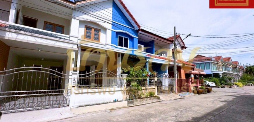 ทาวน์เฮ้าส์ 2 ชั้น หมู่บ้านพนาสนธิ์ วิลล่า12 บางปู บ้านรีโนเวทเปลี่ยนวัสดุใหม่ ใกล้รถไฟฟ้า BTS สถานีเคหะ