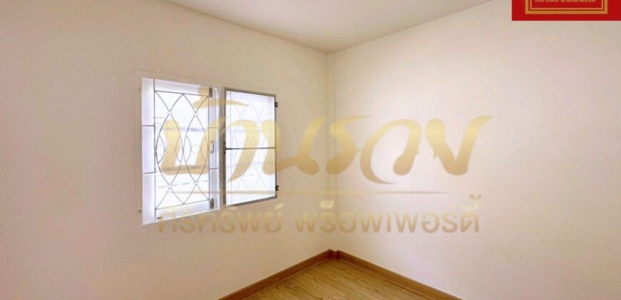 ทาวน์เฮ้าส์ 2 ชั้น หมู่บ้านพนาสนธิ์ วิลล่า12 บางปู บ้านรีโนเวทเปลี่ยนวัสดุใหม่ ใกล้รถไฟฟ้า BTS สถานีเคหะ