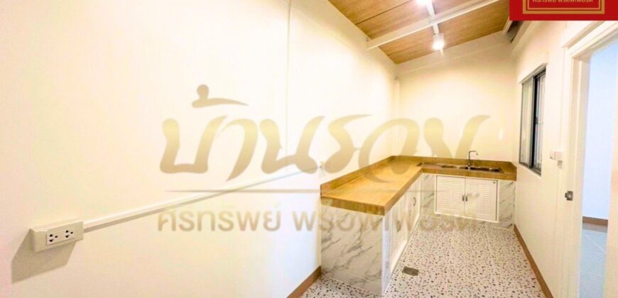 ทาวน์เฮ้าส์ 2 ชั้น หมู่บ้านพฤกษา 59/1 ซ.วิทยุการบิน ใกล้สถานีรถไฟฟ้าสายสีเขียว บ้านรีโนเวทใหม่พร้อมเข้าอยู่