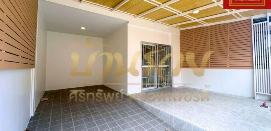 ทาวน์เฮ้าส์ 2 ชั้น หมู่บ้านพฤกษา 59/1 ซ.วิทยุการบิน ใกล้สถานีรถไฟฟ้าสายสีเขียว บ้านรีโนเวทใหม่พร้อมเข้าอยู่