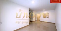 ทาวน์เฮ้าส์ 2 ชั้น หมู่บ้านพฤกษา 59/1 ซ.วิทยุการบิน ใกล้สถานีรถไฟฟ้าสายสีเขียว บ้านรีโนเวทใหม่พร้อมเข้าอยู่