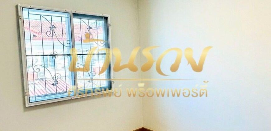 ทาวน์เฮาส์ 2ชั้น หมู่บ้านเดอะคอนเนค6 (บางนาตราดกม.8) ใกล้เมกาบางนา ตกแต่งสไตล์มินิมอลพร้อมเข้าอยู่